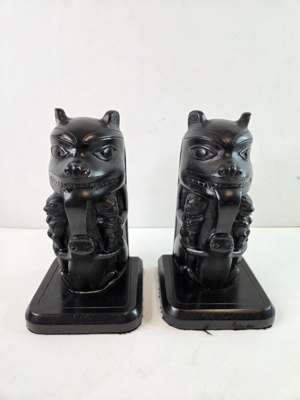 BOMA Canada Bookends Bear with Cubs Indigenous Totem Haida Style